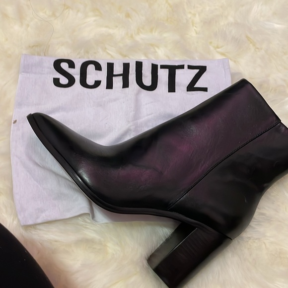Schutz booties - Picture 7 of 7